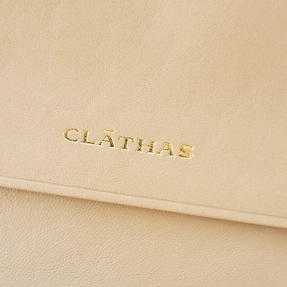 Clathas wallet Leather Beige/Black NWOT Quiet Luxery - Picture 4 of 8